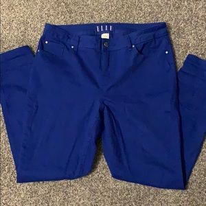 NWOT - stretch jeans